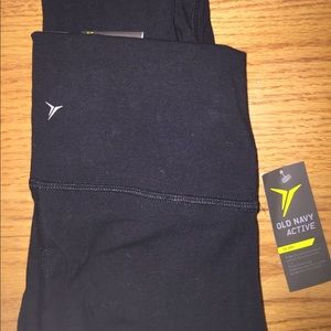 Only navy active leggings 7/8 crop